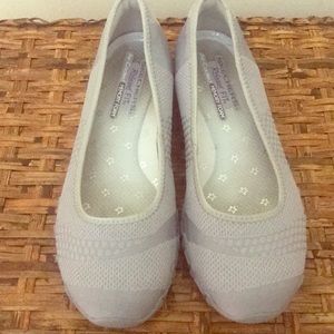 Skechers Relaxed Fit Flats